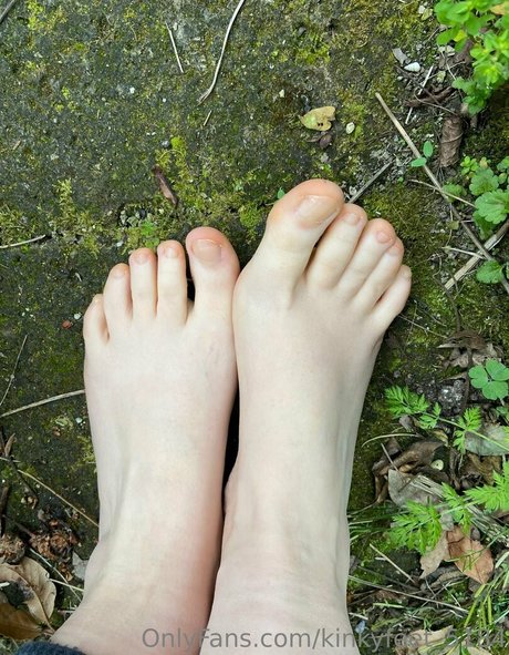 kinkyfeet 5184 model sex photos