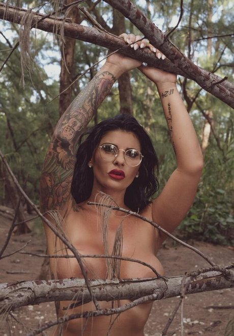 Itsnikkyfoxx nude star pictures