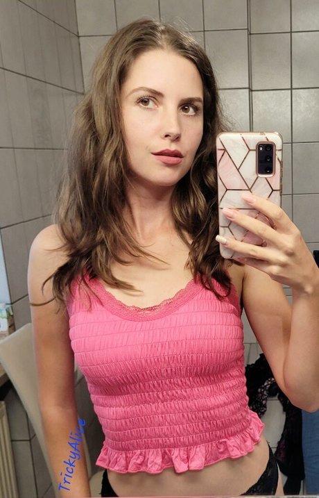 Trickyalice6 pornstar pretty img