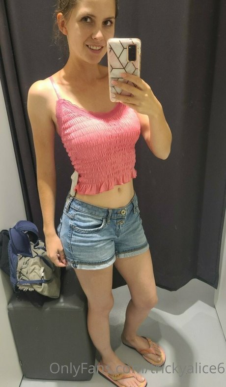 Trickyalice6 nude actress gallery