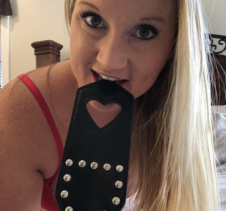 bouncybritneyvip Quick model image