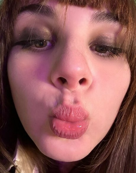 Alix Fembug star nudes images