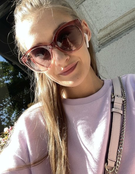 trans free onlyfans beautiful naked picture