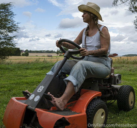 hesselbom pornstar top archive