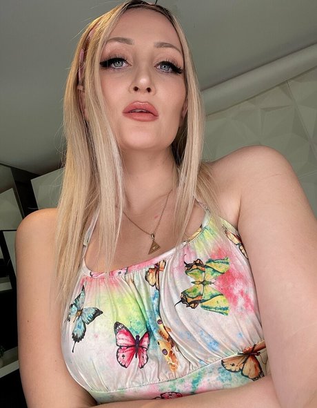 hollythauls exclusive star archive