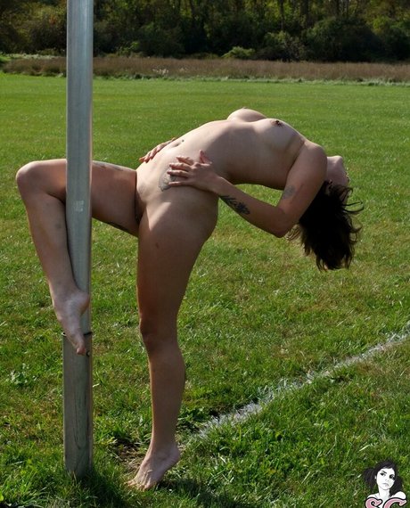 Indi Rossi star top galleries