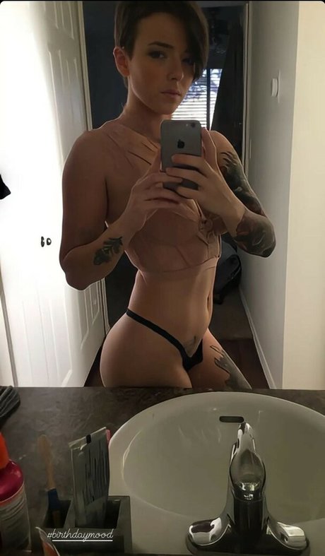 Indi Rossi model best photo