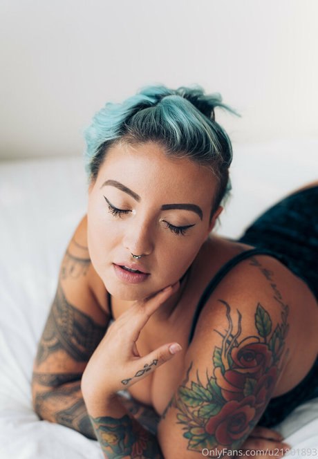 lunalynn26 model high quality pics