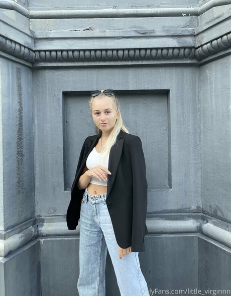 little virginnn star image