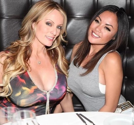 stormydaniels sexy model pic