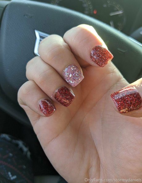 stormydaniels pornstar erotic pictures