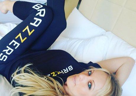 stormydaniels model hd image