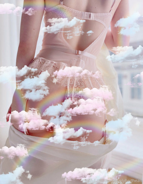 lovelybedhead pornstar nudes image