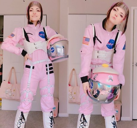 lovelybedhead xxx actress picture