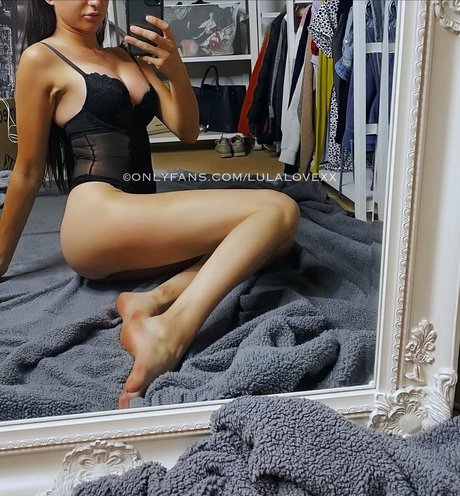 lilyrobinson erotic pornstar pic