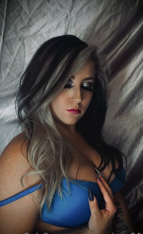 caseylane96 pornographic model images