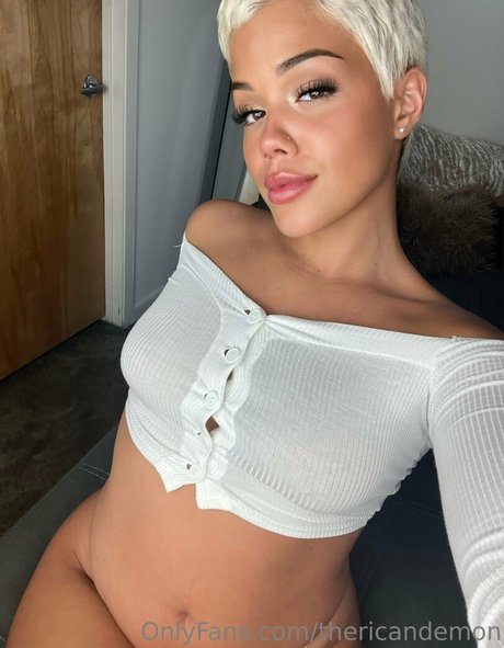 thericandemon pretty actress gallery