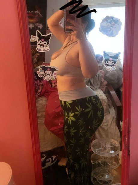 Toiletseatshawty2 star sexy images