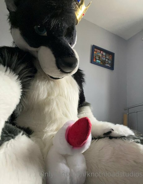 knotnloadstudios naked model picture