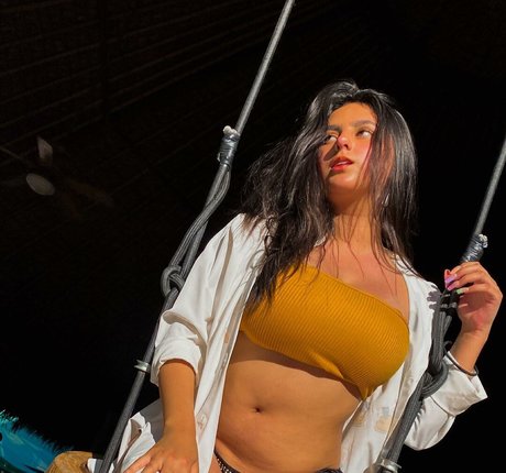 Danahe Vasquez model best img