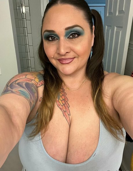 avadollxxx porn star archive