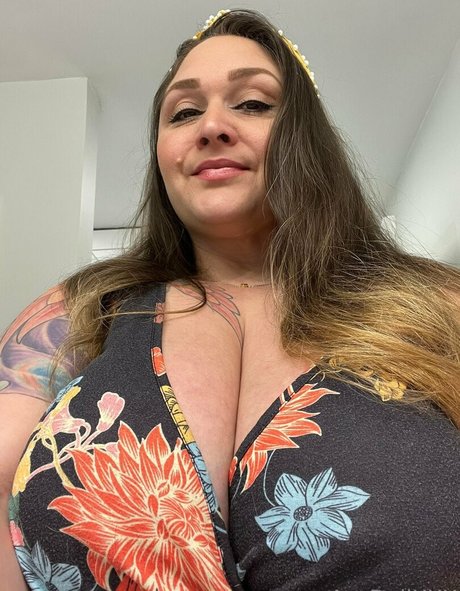 avadollxxx best actress galleries