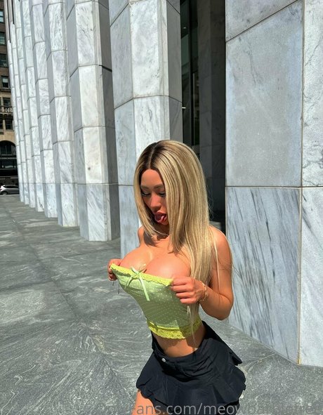 meowbarbiefree xxx model gallery