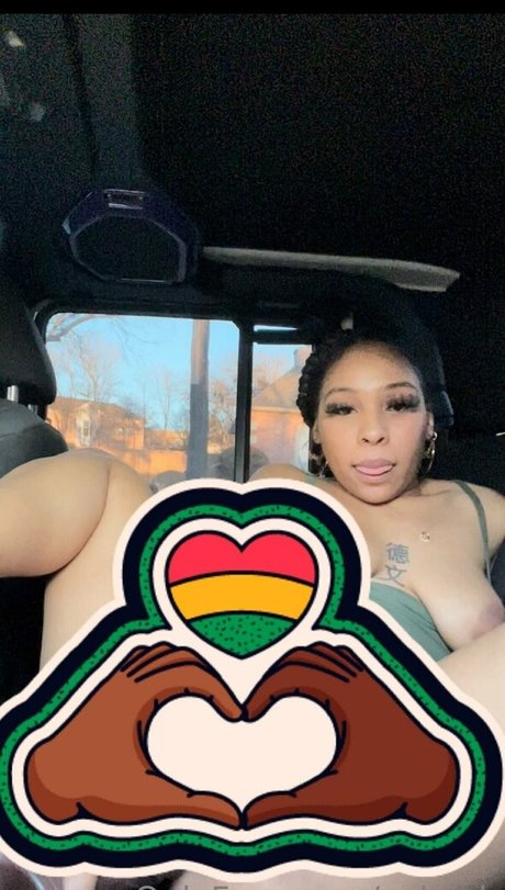 vvkayb pornstar nude picture