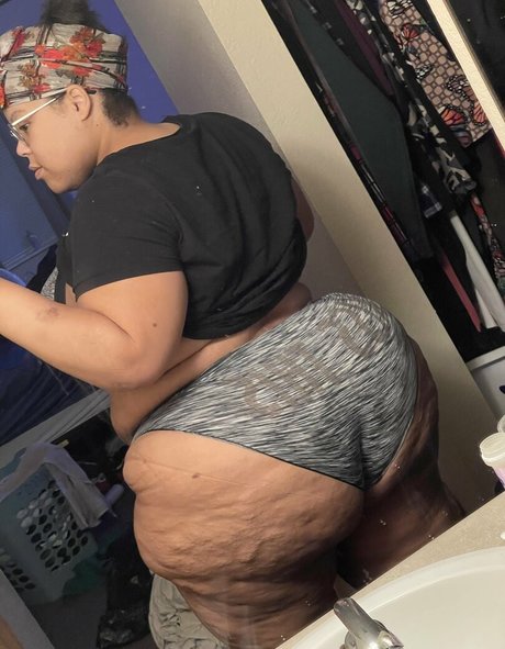 ayannacharelle erotic model photos