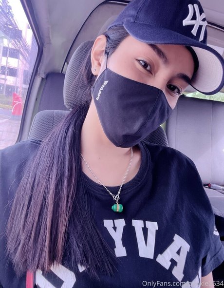 cookie2534 model naked photo