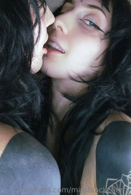 missblackcherry exclusive pornstar img