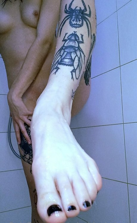 missblackcherry model pornographic pic