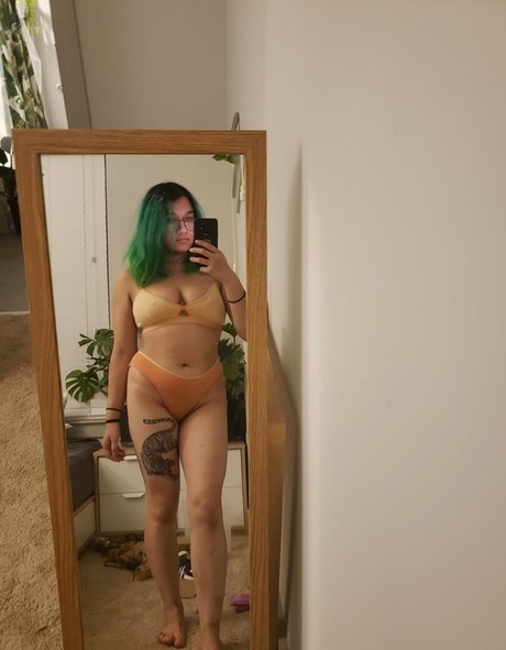 Marymanlet pornstar erotic pictures