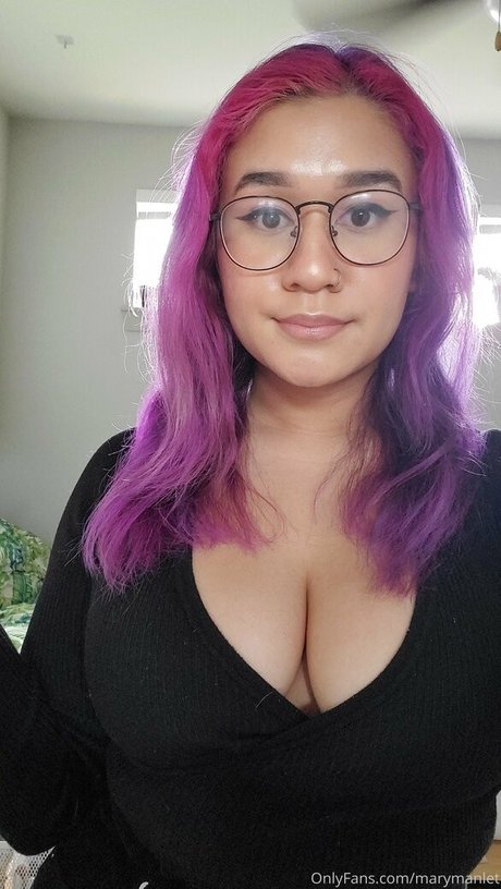 Marymanlet pornstar erotic images