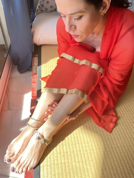 hathayogasoulsexyfeet pornstar pretty image