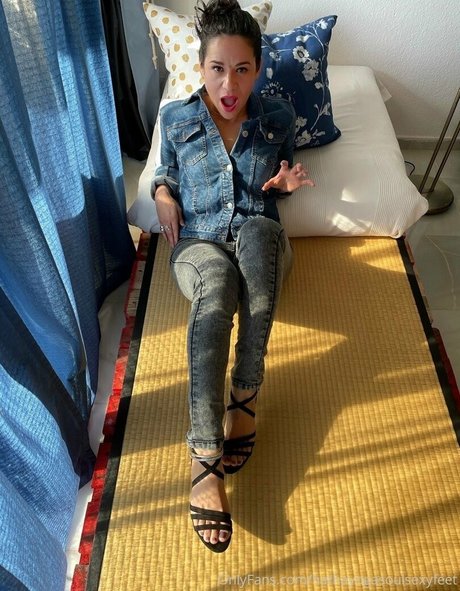 hathayogasoulsexyfeet pornstar beautiful img