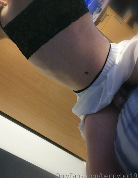 bennyboi19 model sexy img