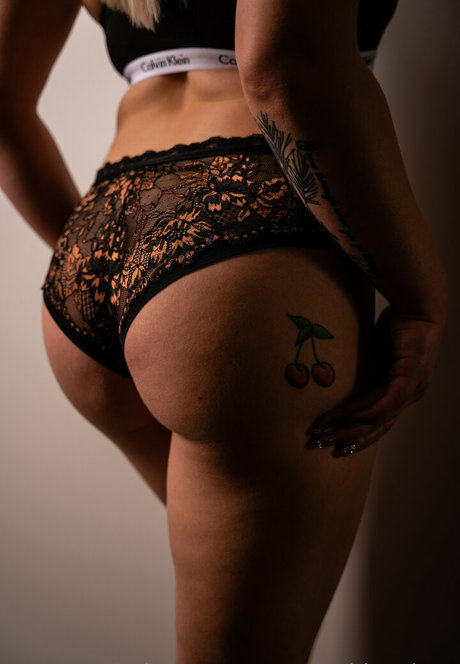 recklessjess free star hot images