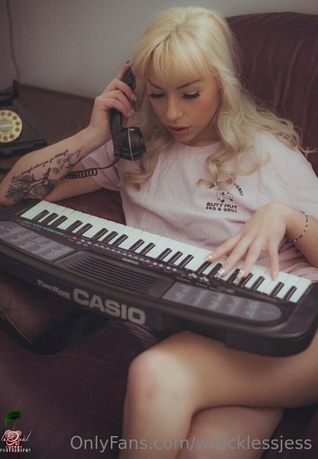 recklessjess free model porn pictures