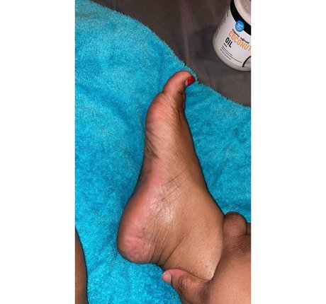 juicaaayyee model hot image