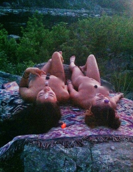 Hitomi Mochizuki adult star gallery