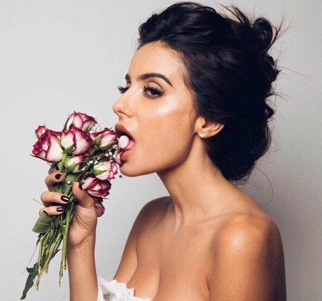 Mikaela Hoover erotic actress images