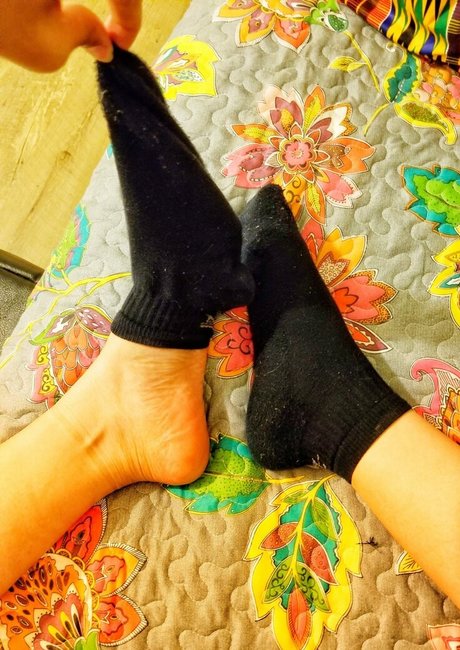 claratoes pornographic model picture