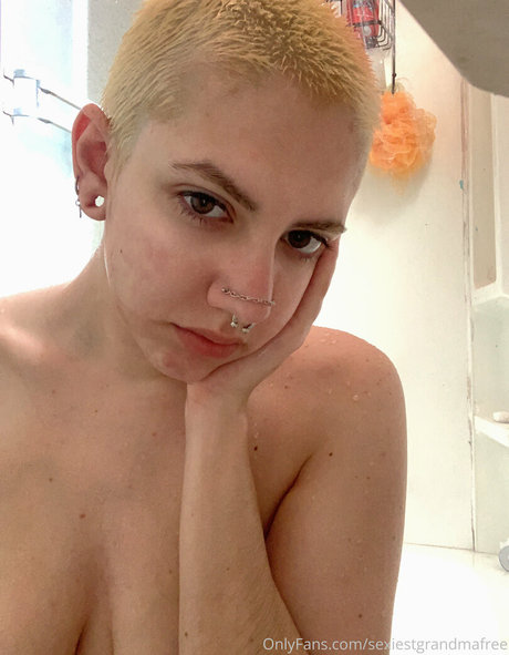 sthenonsfwfree nude actress pics