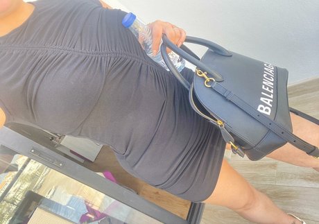 Leanne Campbell hd model pics