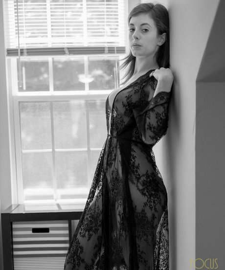 focus boudoir star nude img