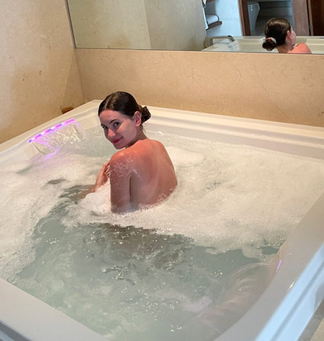 Ivana Baquero hot actress pictures