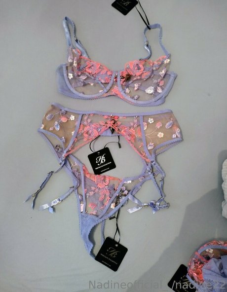 nadine22 model sexy img