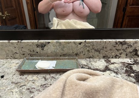 nude onlyfans top archive