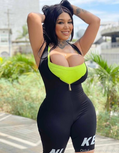 Amorazz free model galleries